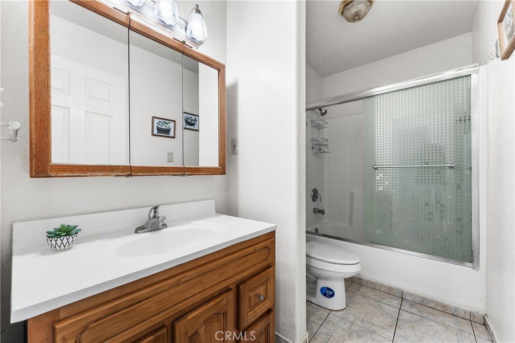 21208 Madre Property Photo 25