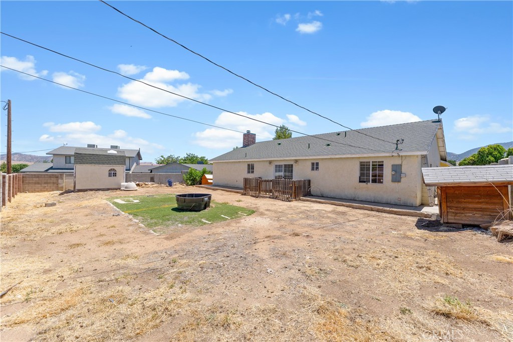 21208 Madre Property Photo 33
