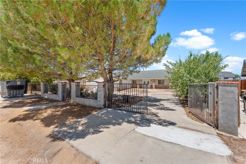 21208 Madre Property Photo 39