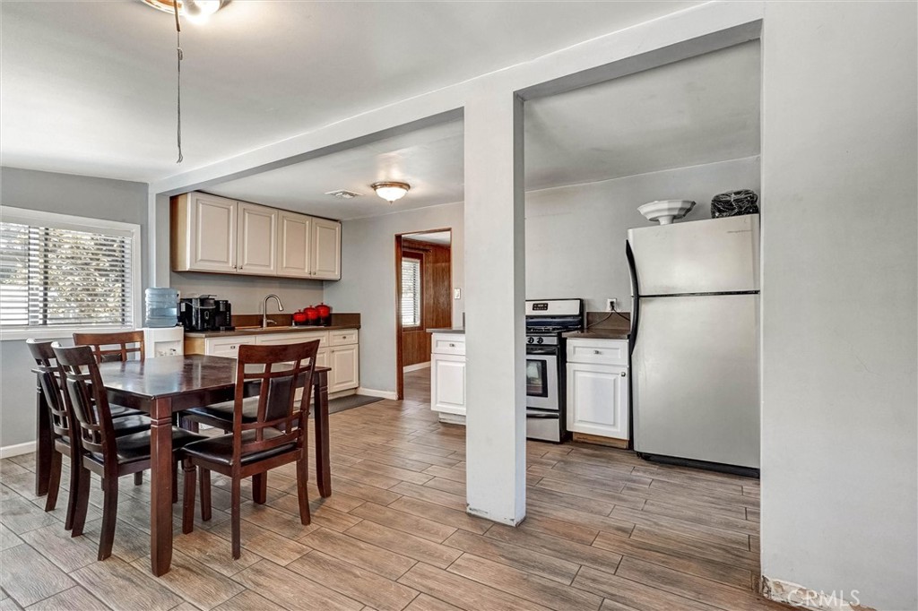10555 Cayuga Property Photo 8