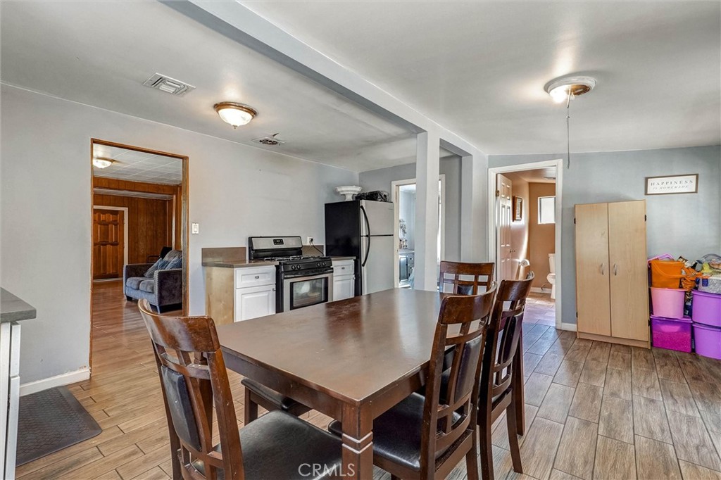 10555 Cayuga Property Photo 9
