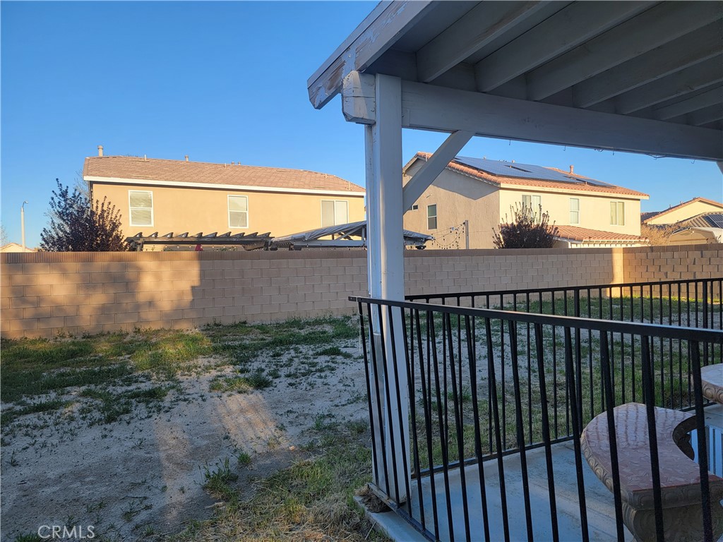 43650 Castle Circle Property Photo 11