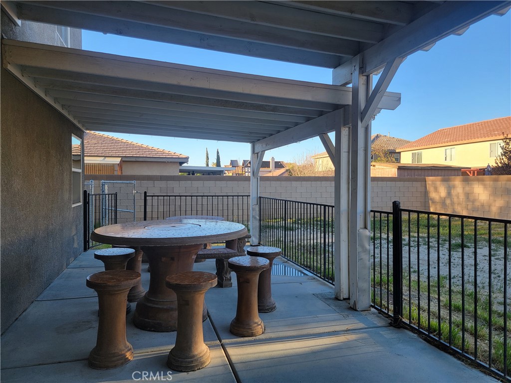 43650 Castle Circle Property Photo 13