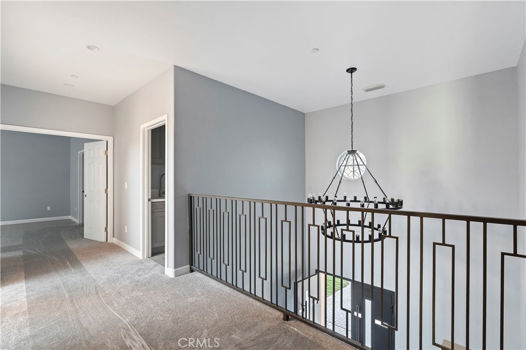 7329 Kelvin Property Photo 27