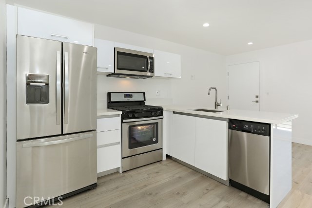 6745 Laurel Canyon Boulevard 203 Property Photo 9