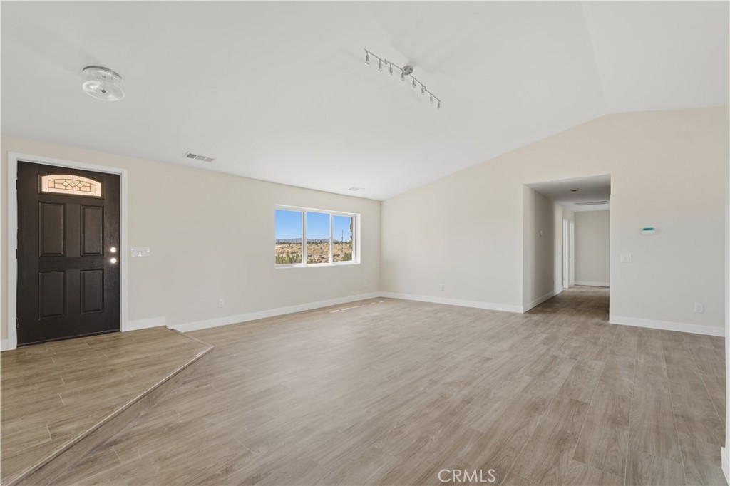 9780 Aster Property Photo 2