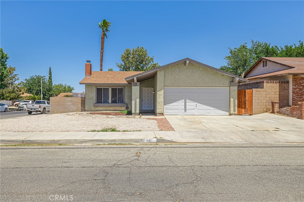 601 Curve Property Photo 1