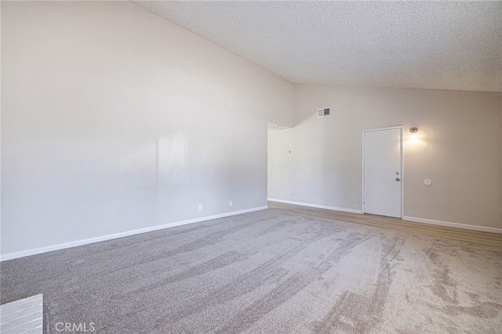 601 Curve Property Photo 11