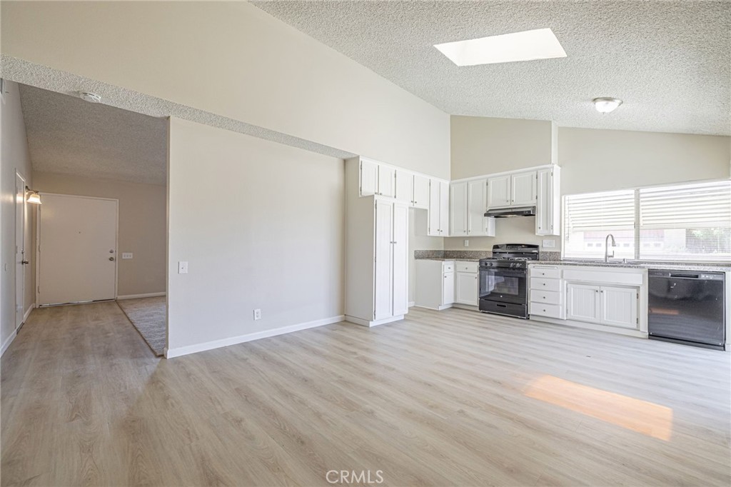 601 Curve Property Photo 15