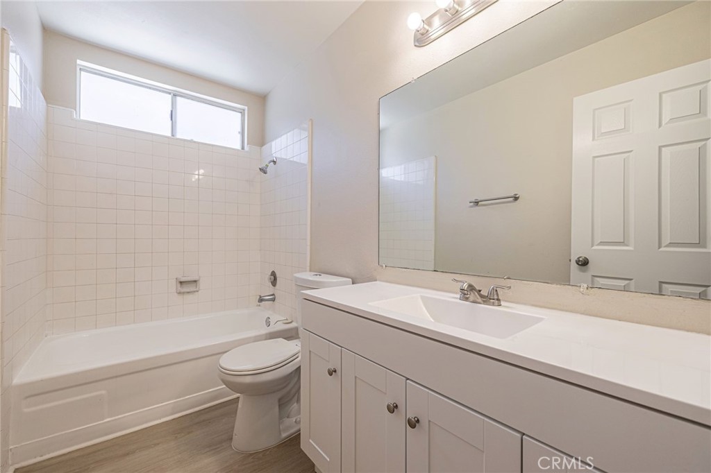 601 Curve Property Photo 22