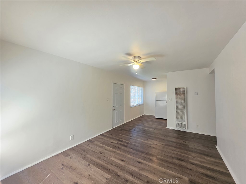 252 E 79th Property Photo 4