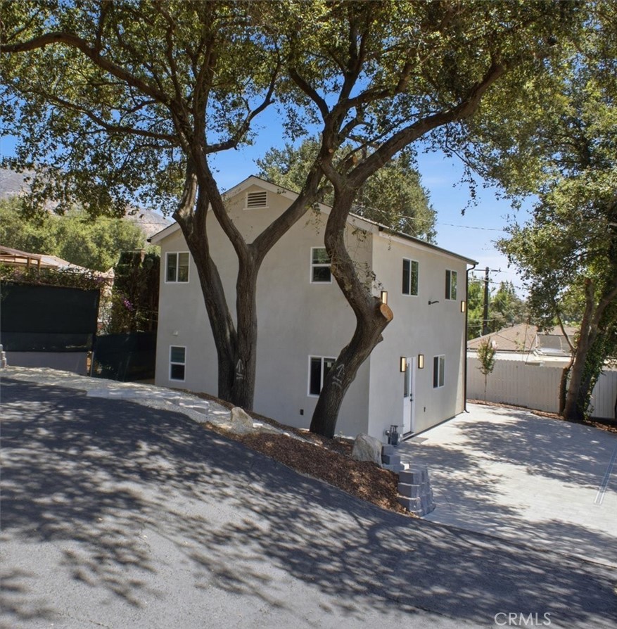 3130 N Mount Curve Property Photo 16
