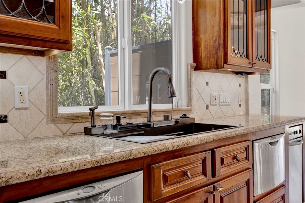 3260 Inglewood Property Photo 22