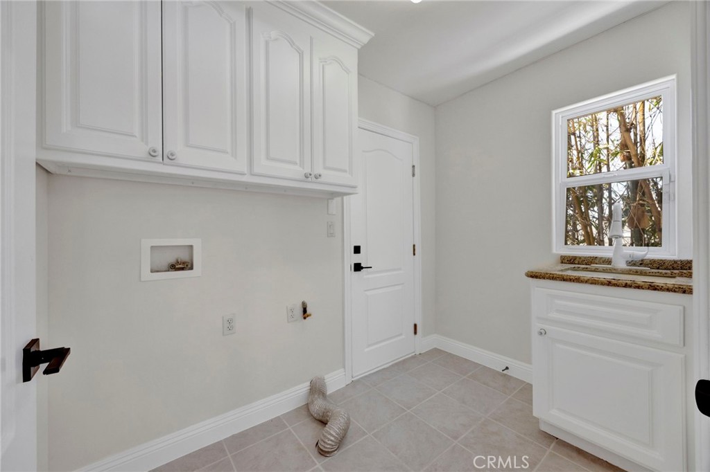 3260 Inglewood Property Photo 24