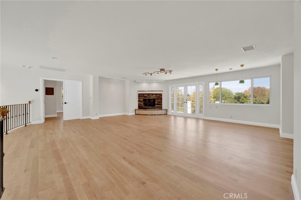 3260 Inglewood Property Photo 35