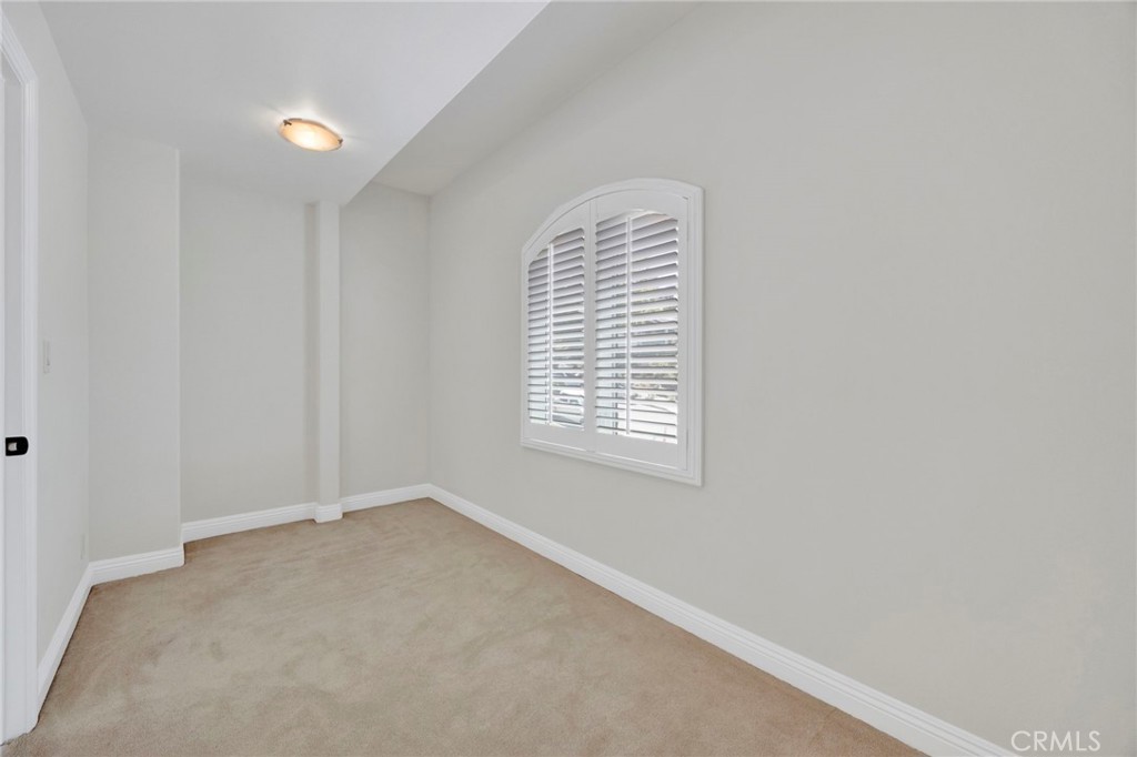 3260 Inglewood Property Photo 42