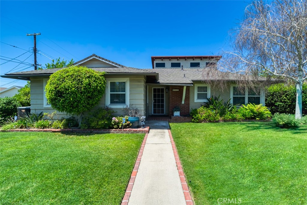 8315 Canterbury Avenue Property Photo 3