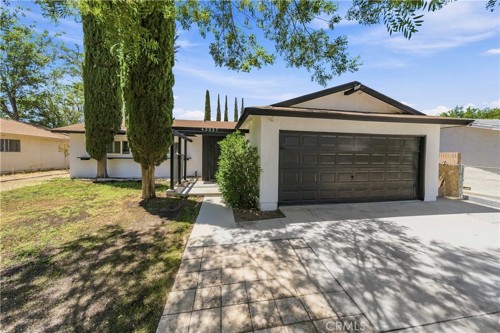 43337 Fanchon Property Photo 2
