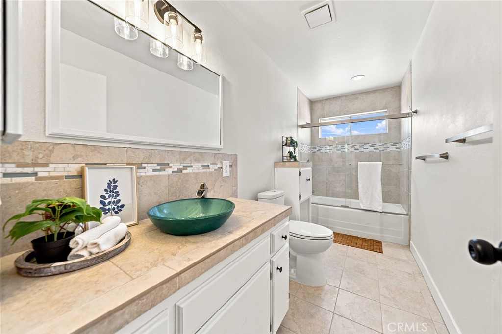43337 Fanchon Property Photo 12