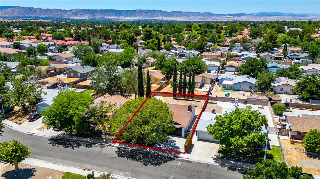 43337 Fanchon Property Photo 25