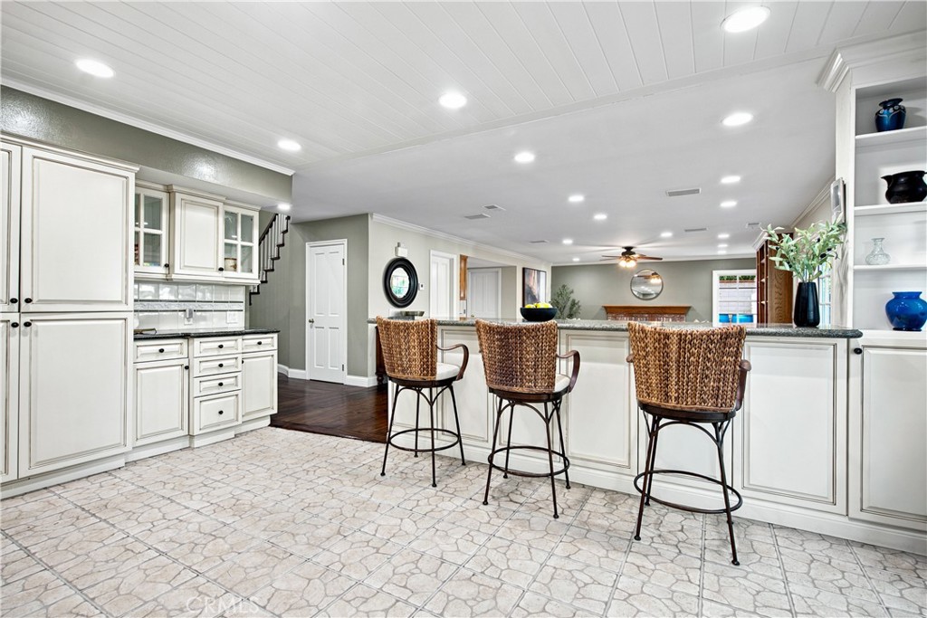 30220 Walford Court Property Photo 11