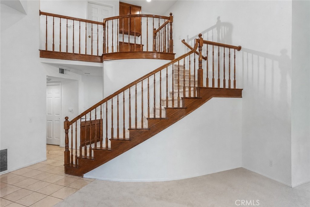 7221 Bouquet Drive Property Photo 3
