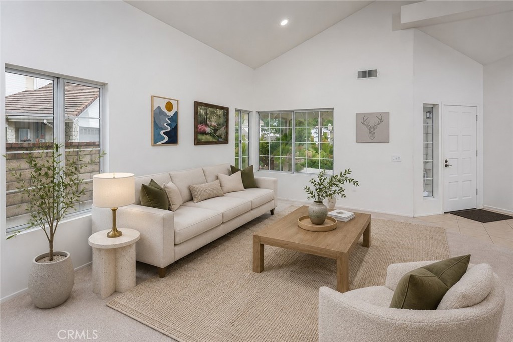 7221 Bouquet Drive Property Photo 4