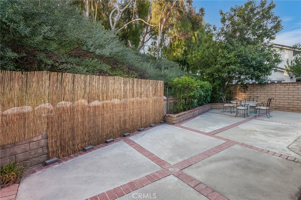 7221 Bouquet Drive Property Photo 16