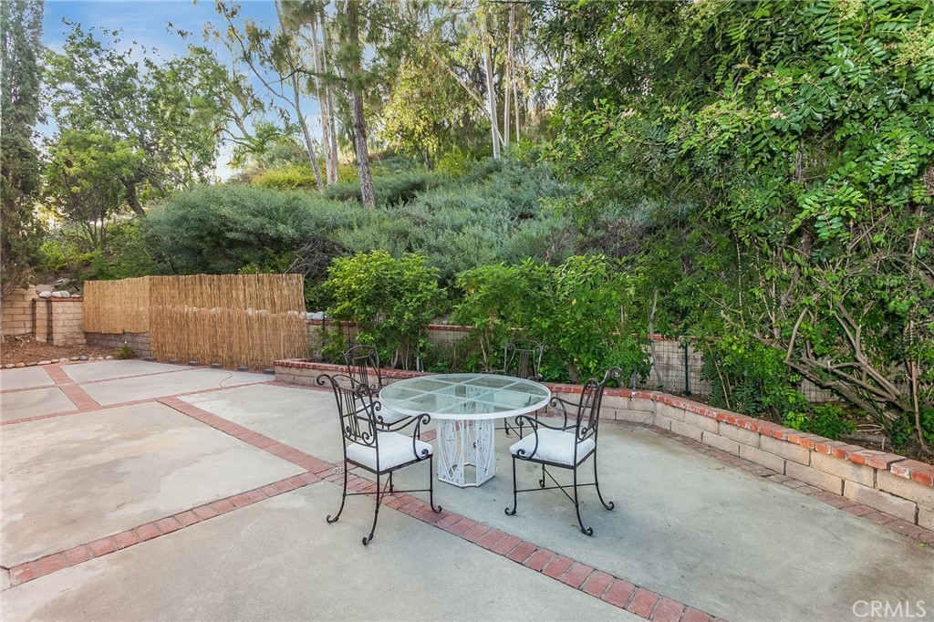 7221 Bouquet Drive Property Photo 17