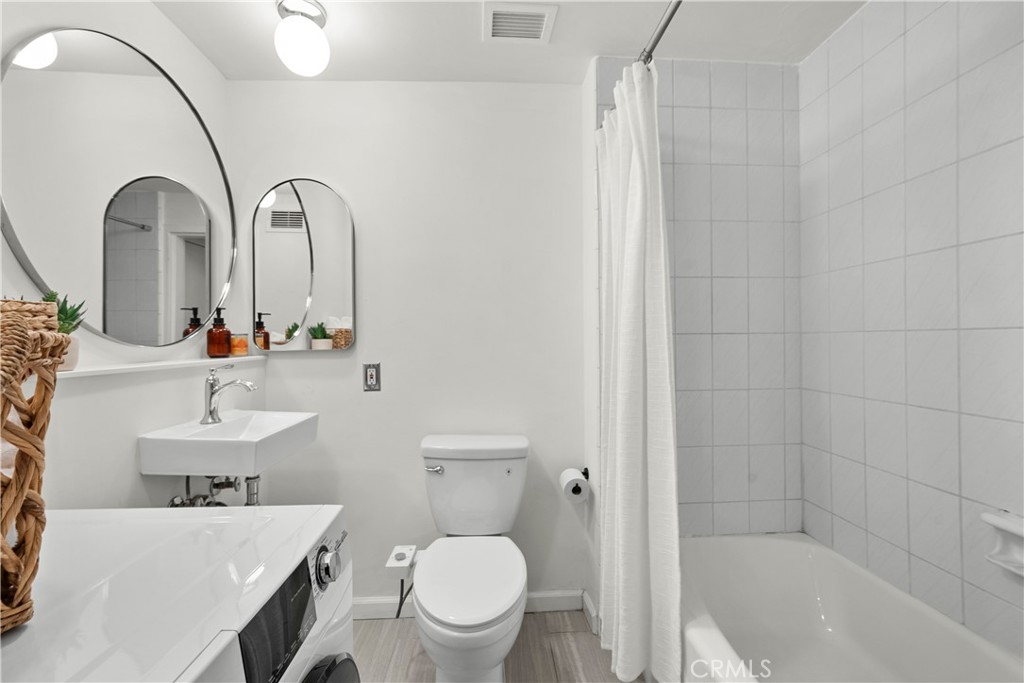 7250 Franklin 311 Property Photo 25