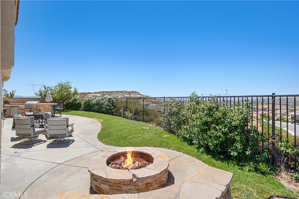 28060 Linda Lane Property Photo 6