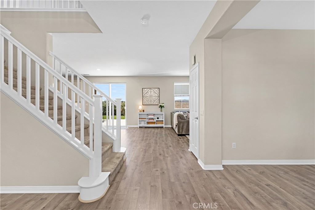 28060 Linda Lane Property Photo 10