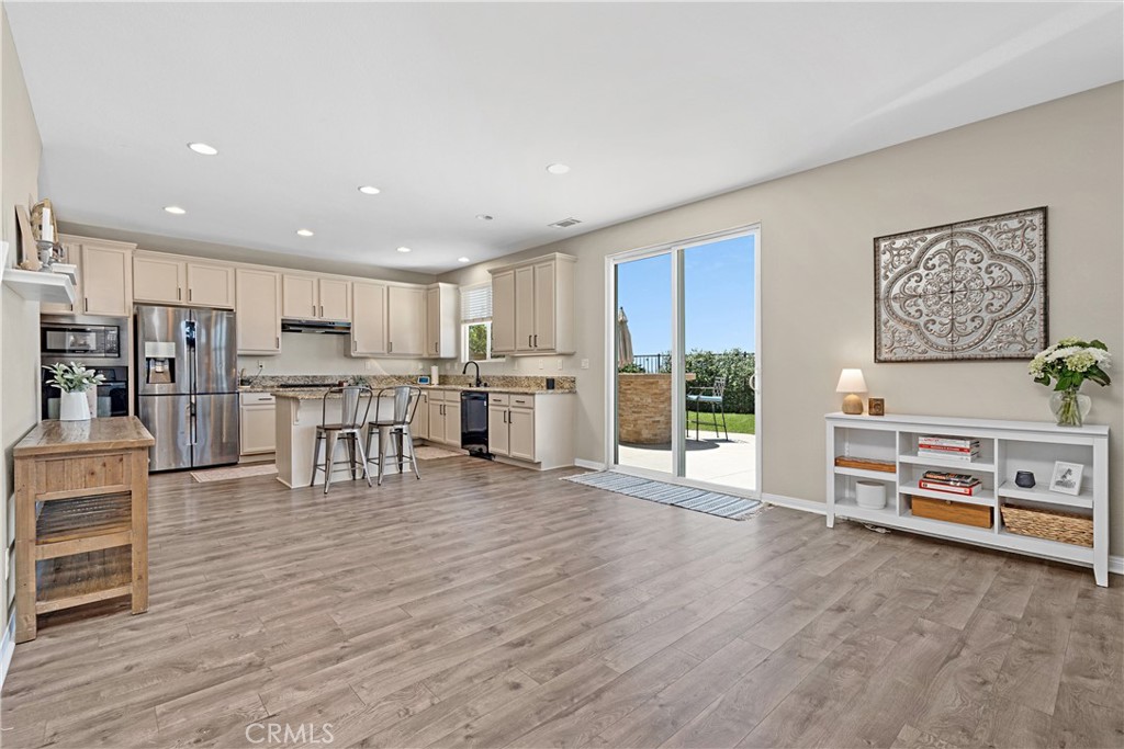28060 Linda Lane Property Photo 13