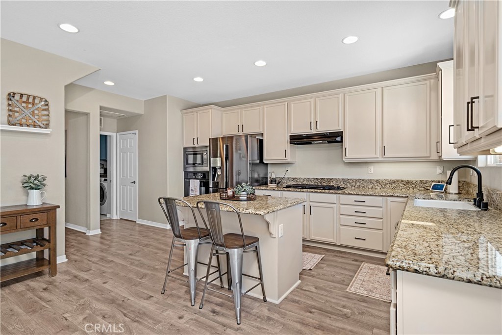 28060 Linda Lane Property Photo 16
