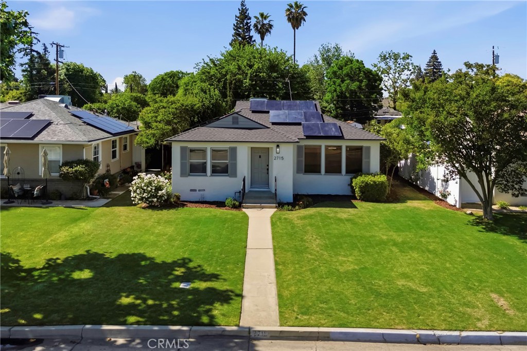 2715 Cedar Property Photo 4