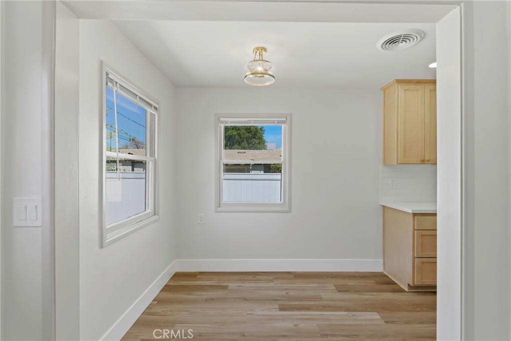 2715 Cedar Property Photo 10