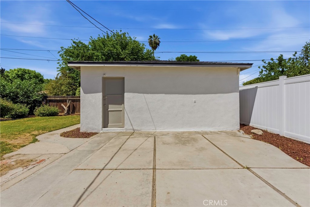 2715 Cedar Property Photo 36
