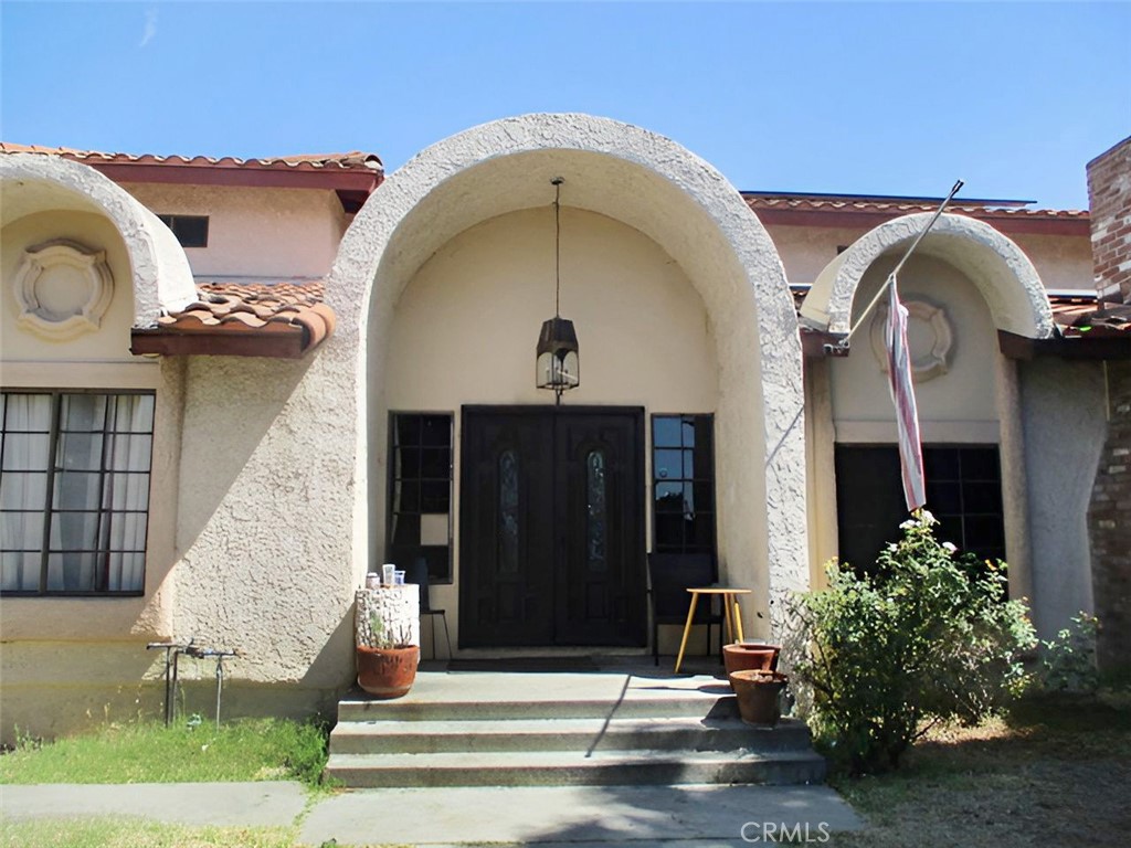 16815 Parthenia Property Photo 1