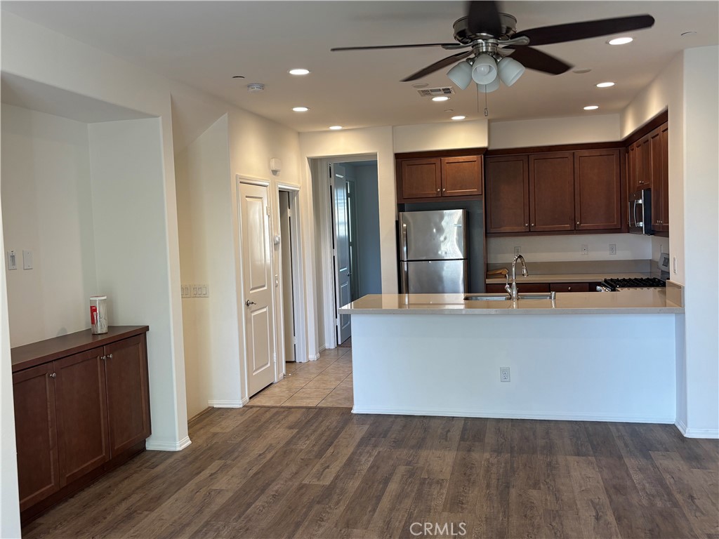 421 Camino Ruiz Property Photo 7