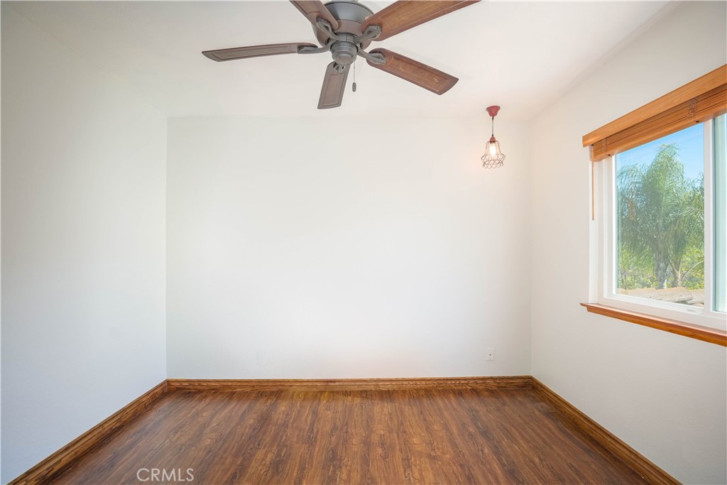 650 Ivywood Lane E Property Photo 23