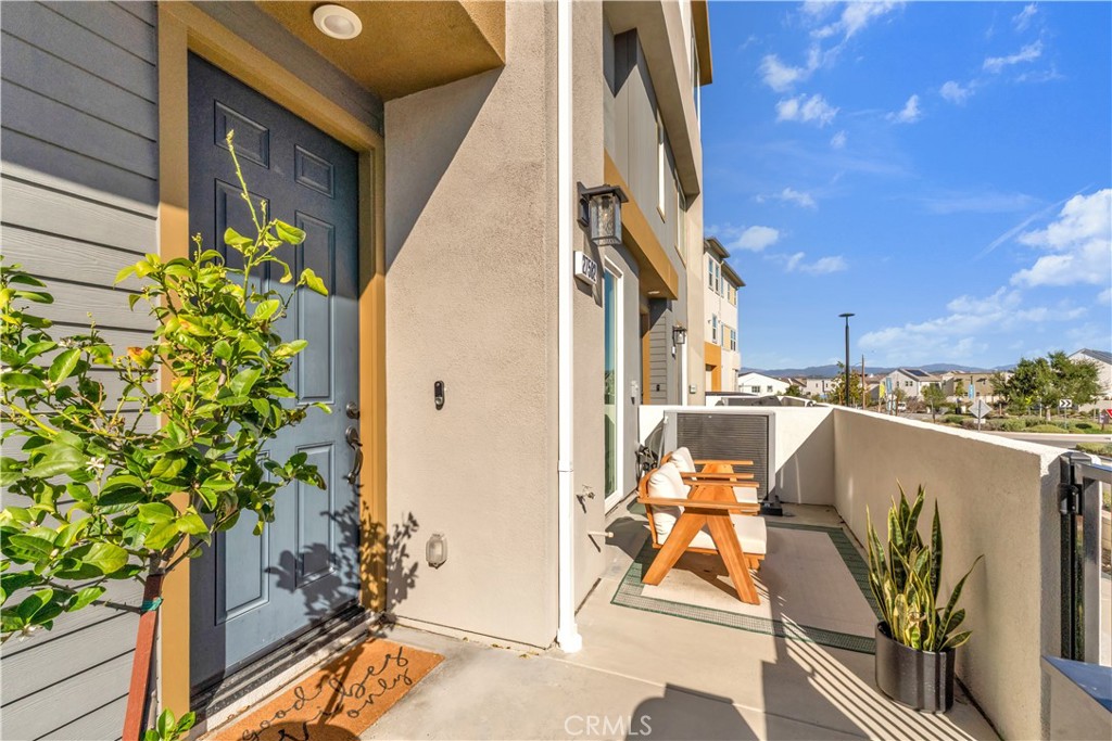 27582 Manzanita Way Property Photo 4