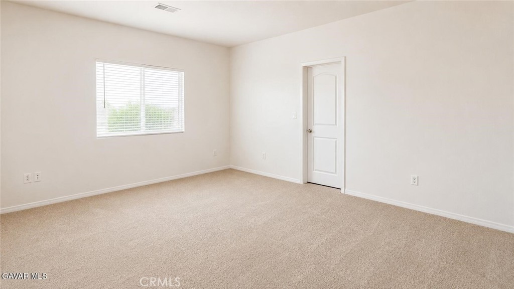 2518 E Avenue K2 Property Photo 9