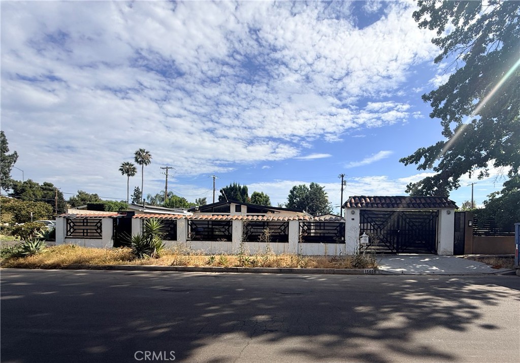 15606 Simonds Property Photo 2