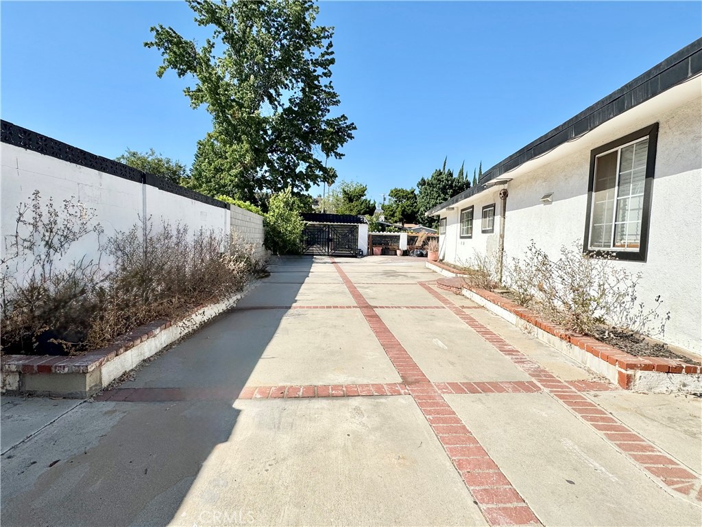 15606 Simonds Property Photo 18