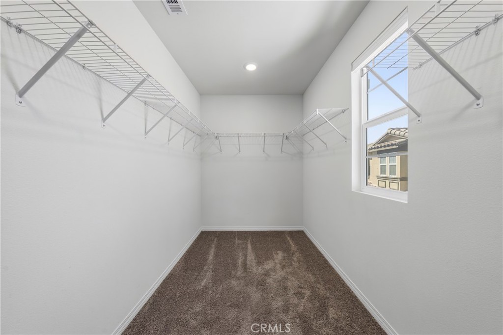 17016 Zion Property Photo 18
