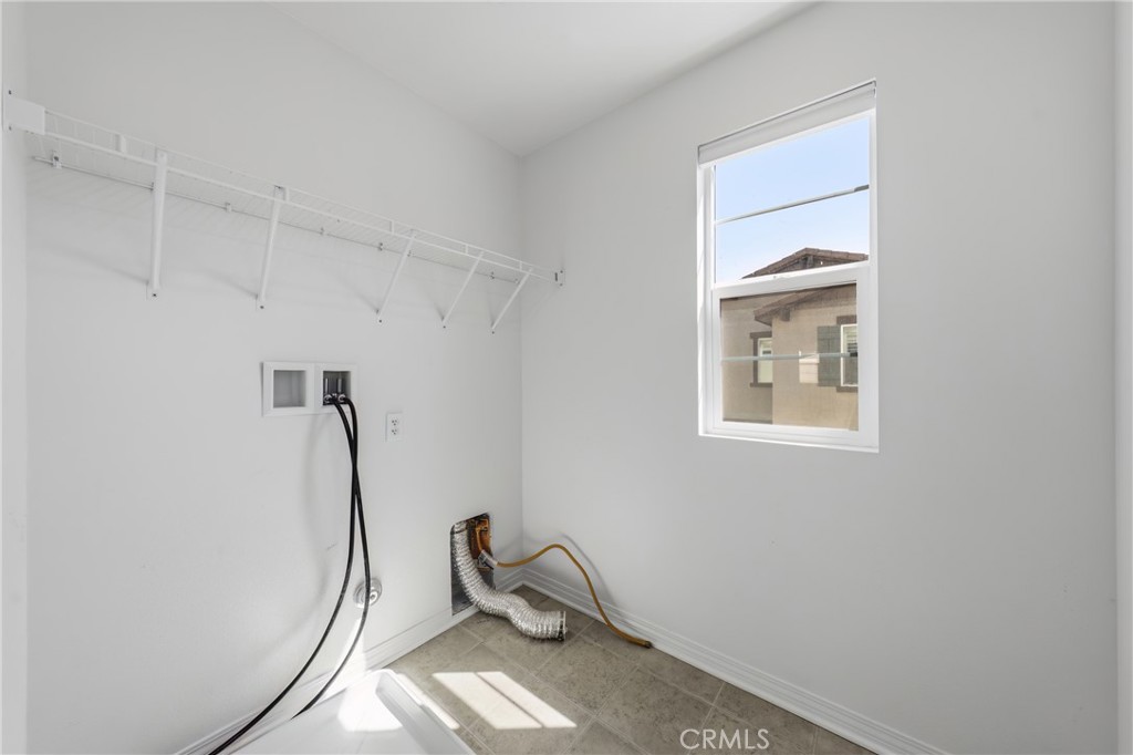 17016 Zion Property Photo 21