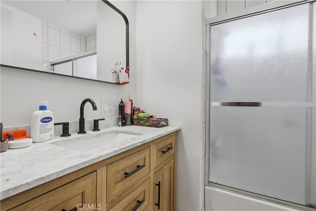 330 W Marshall Street Property Photo 15