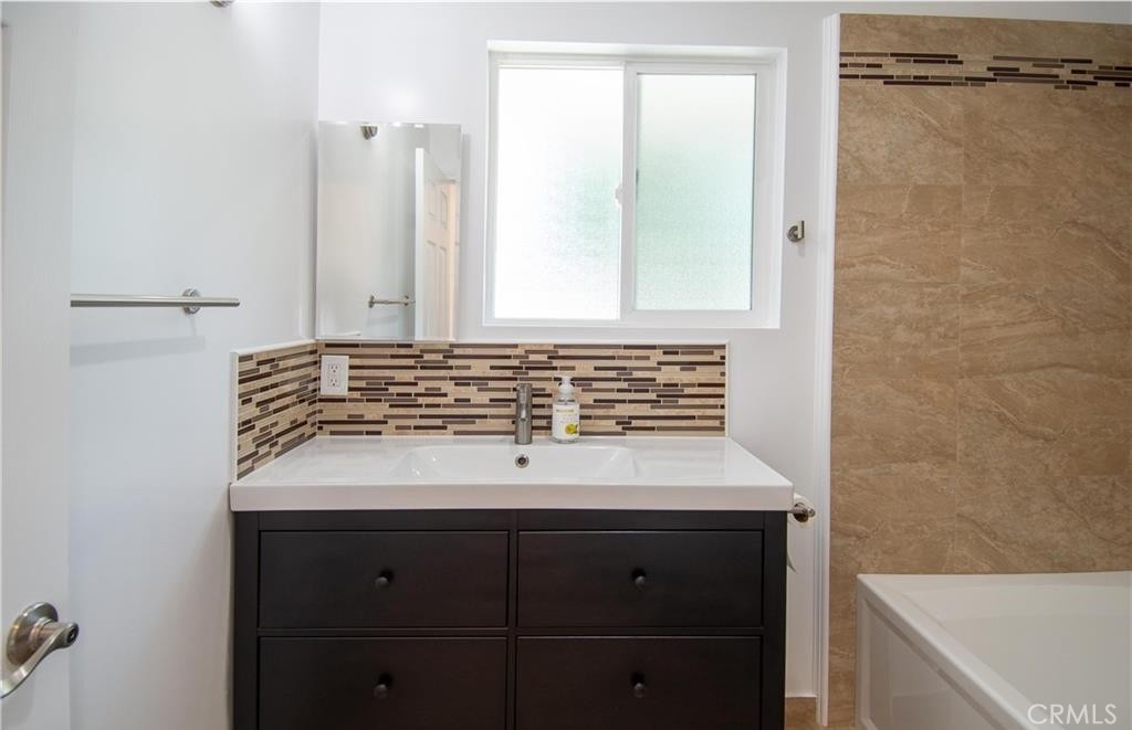 7445 Hesperia Avenue Property Photo 10