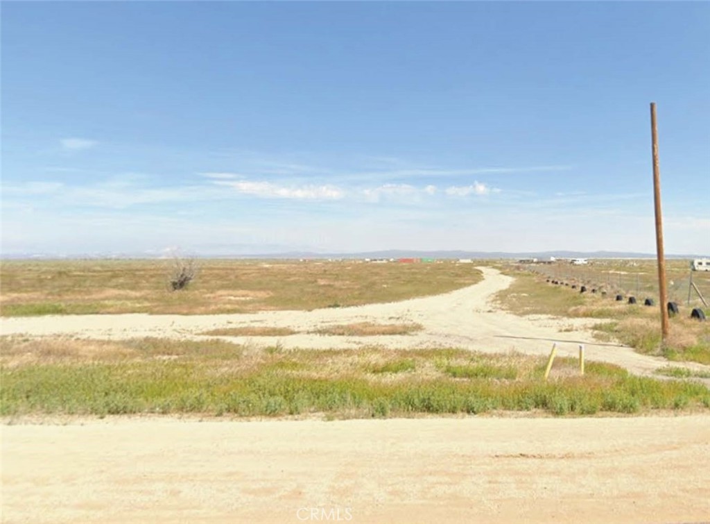 49001 45th Ste Property Photo 1