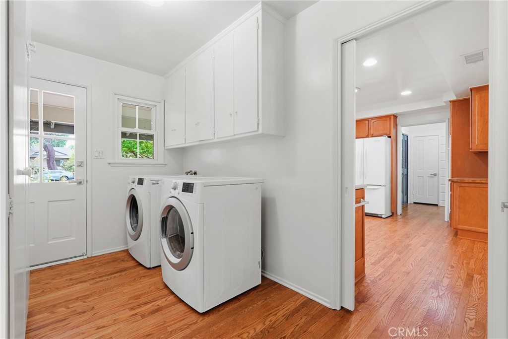 10920 White Oak Property Photo 39
